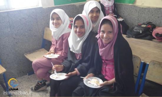 جشن میلاد امام حسن عسکری(ع) در دبستان بنت الزهراء هشت بندی