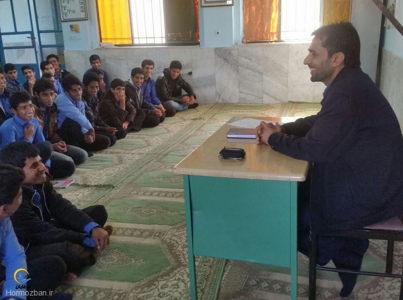 عضویت دانش آموزان ابوریحان هشت بندی در بسیج دانش آموزی