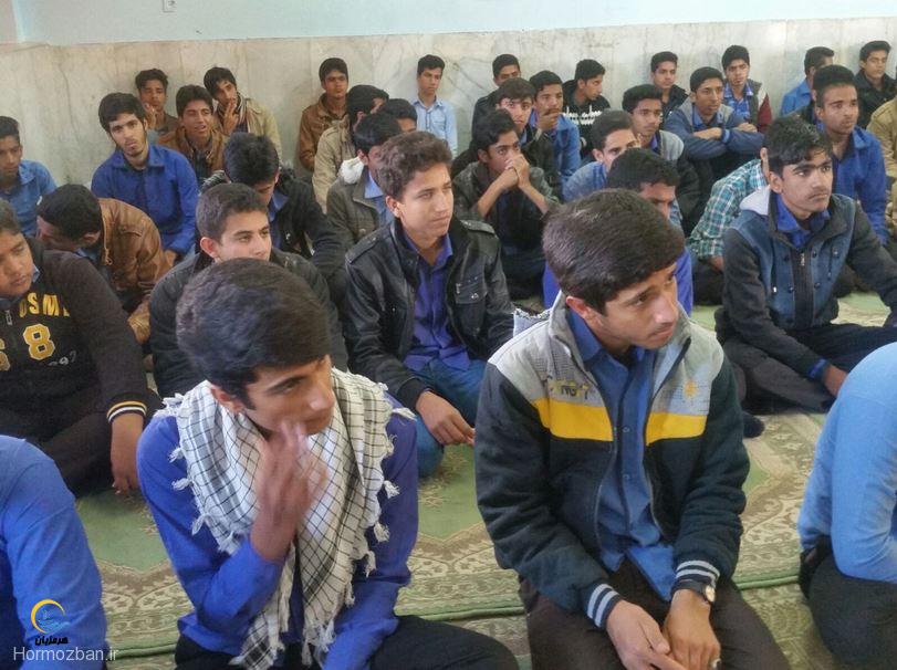 عضویت دانش آموزان ابوریحان هشت بندی در بسیج دانش آموزی
