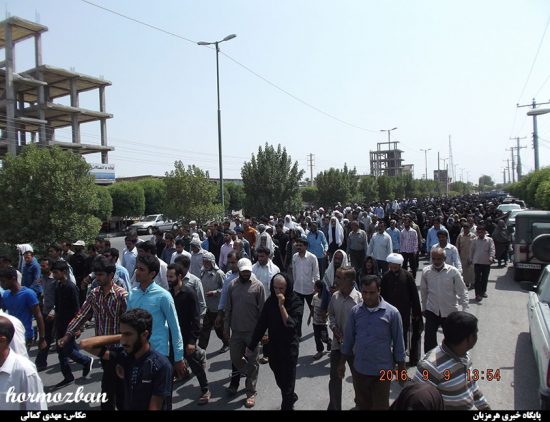 گزارش تصویری / حضور چشمگیر مردم هشت بندی در راهپیمایی نمازگزاران در محکومیت جنایات آل سعود