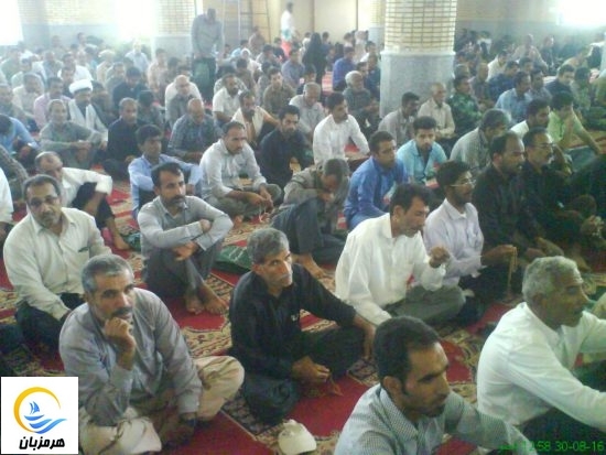 گزارش تصویری / حضور گسترده مردم در نماز جمعه هشت بندی
