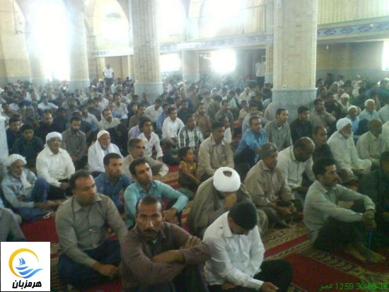 گزارش تصویری / حضور گسترده مردم در نماز جمعه هشت بندی