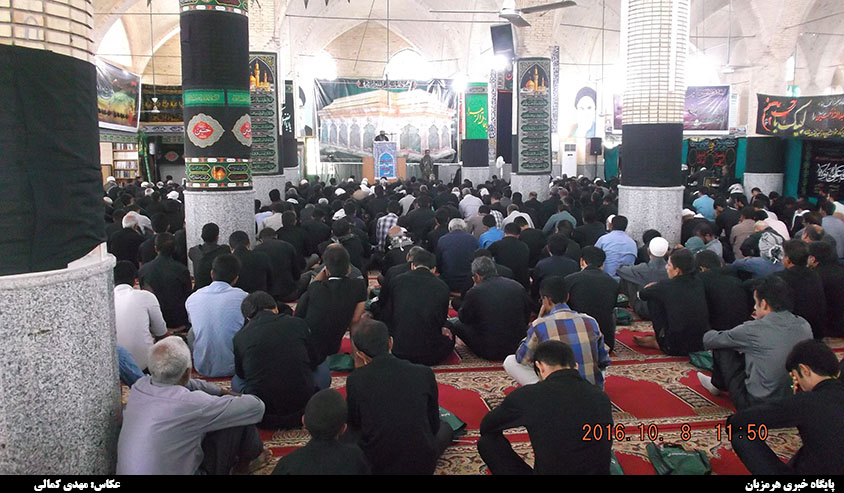 عزاداری نمازگزاران جمعه هشت بندی در روز پنجم محرم + تصاویر