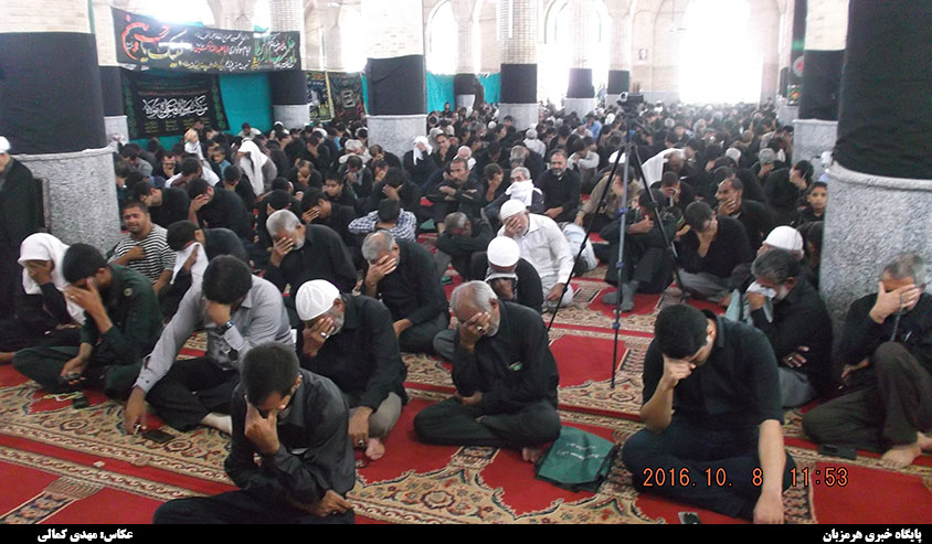 عزاداری نمازگزاران جمعه هشت بندی در روز پنجم محرم + تصاویر