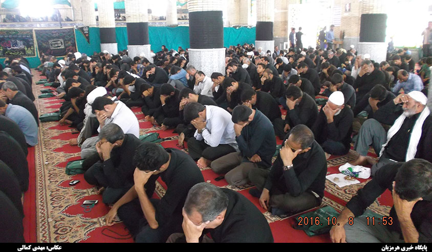 عزاداری نمازگزاران جمعه هشت بندی در روز پنجم محرم + تصاویر