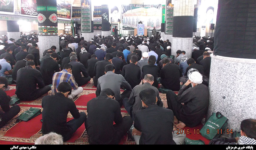 عزاداری نمازگزاران جمعه هشت بندی در روز پنجم محرم + تصاویر