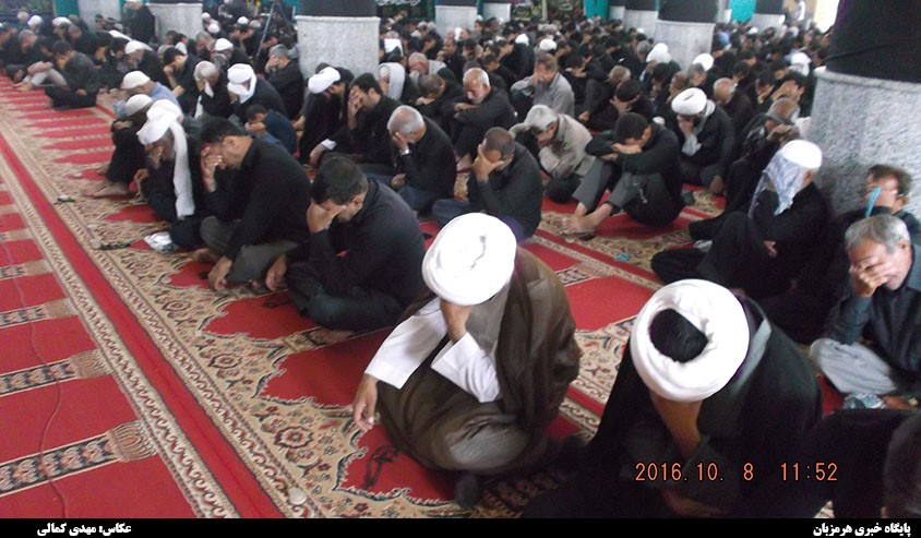 عزاداری نمازگزاران جمعه هشت بندی در روز پنجم محرم + تصاویر