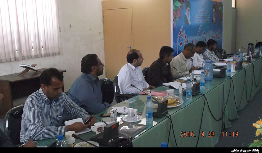 نشست معاونین و کارشناسان پرورشی آموزش و پرورش هرمزگان در جزیره قشم + تصاویر