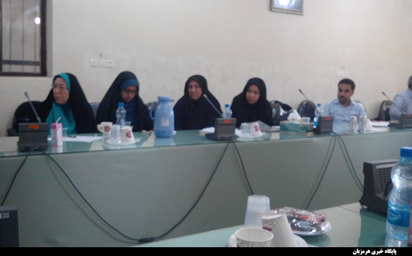 نشست معاونین و کارشناسان پرورشی آموزش و پرورش هرمزگان در جزیره قشم + تصاویر