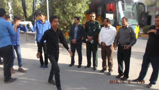 اعزام دانش آموزان پسر میناب به اردوهای راهیان نور دریایی در خلیج فارس + تصاویر