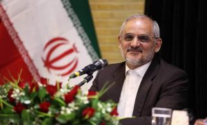 مشکلات نباید ما را از عظمت و دستاوردهای انقلاب غافل کند