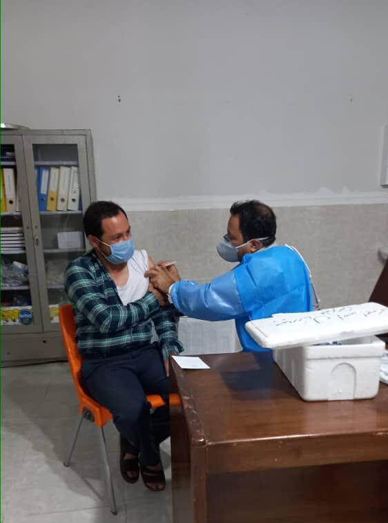 واکسیناسیون افراد بالای 18 سال در شهرستان ابوموسی در قاب عکس