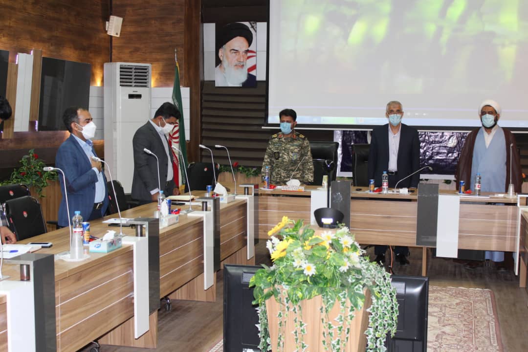 مراسم تحلیف اعضای ششمین دوره شورای اسلامی شهر ابوموسی در قاب عکس