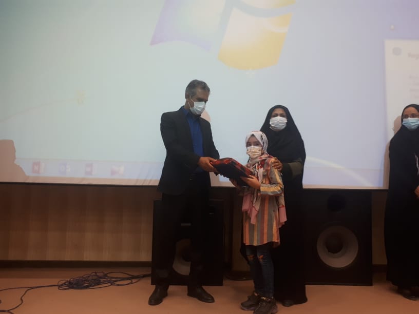 تقدیر از برگزیدگان مسابقات ملی و بینالمللی کانون پرورش فکری کودکان و نوجوانان شهرستان ابوموسی + تصاویر