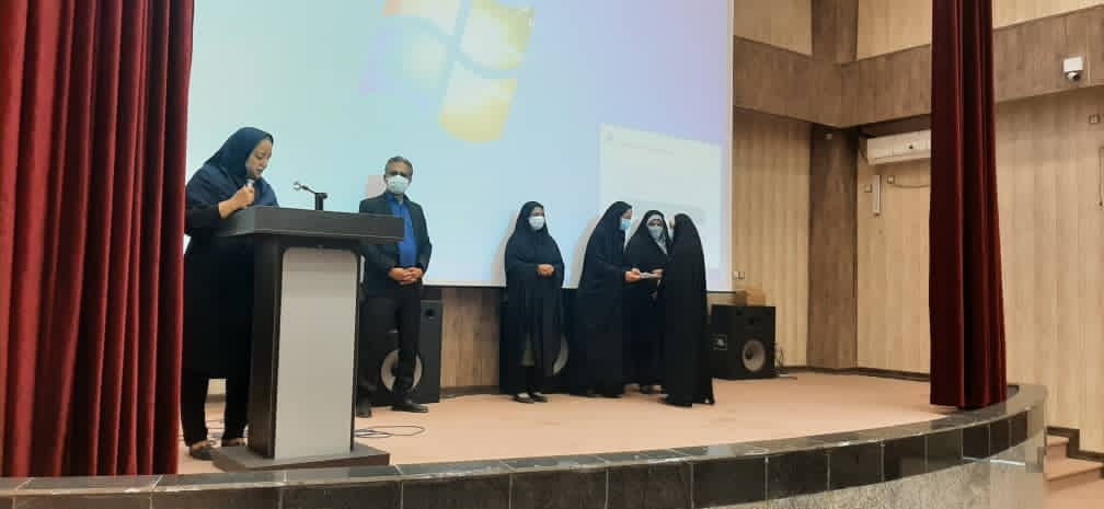 تقدیر از برگزیدگان مسابقات ملی و بینالمللی کانون پرورش فکری کودکان و نوجوانان شهرستان ابوموسی + تصاویر