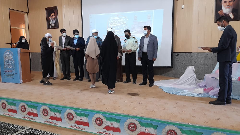 گزارش تصویری/ اجلاس نماز دانش آموزی در شهرستان ابوموسی برگزار شد