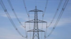 محمد کریمی : به ۳۰۰ اداره پر مصرف هرمزگان اخطار قطع برق ارسال شد