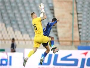 گلزنی مجید علیاری و محمد محبی / تساوی جنجالی استقلال و فولاد خوزستان در ورزشگاه خالی از تماشاگر