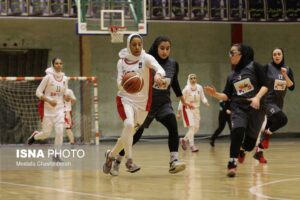 عکس / رقابت تیم فوتسال فولاد هرمزگان و پادویرا تهران