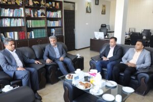 اسمعیل جهانگیری : هفدهمین دوره جشنواره بین المللی شعر فجر در جزیره ابوموسی برگزار می شود