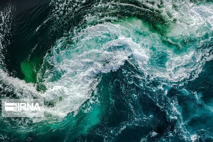 هشدار سطح نارنجی برای چهارشنبه تا جمعه این هفته در هرمزگان / رگبار باران، رعد و برق و تندباد لحظه ای