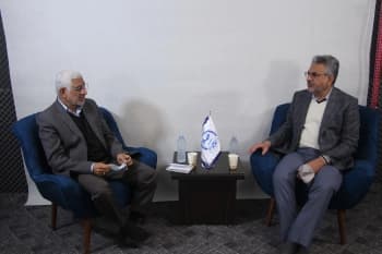 برگزاری محفل خاطره گویی روایت فجر به روایتگری دو مبارز انقلابی هرمزگان