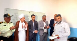 به روایت تصویر/ حضور اعضای شورای آموزش و پرورش شهرستان ابوموسی در مدارس به مناسبت روز معلم