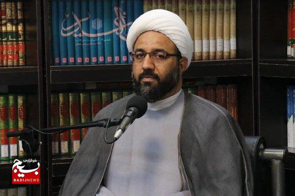 امام خمینی‌ ( ره)با تمام وجودش مؤمن به خدا، مکتب و مؤمن به این ملت بود