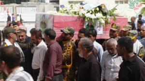 تشییع پیکر سرباز شهید عباس بیرقی فرد در بندرعباس