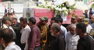 تشییع پیکر سرباز شهید عباس بیرقی فرد در بندرعباس