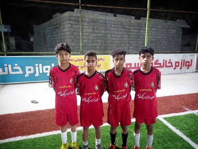 شرکت نونهالان فوتبالیست مسجدی کردر رضوی در تست تیم فولاد هرمزگان