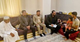 عیادت دادستان قشم از کودک مجروح در حادثه رمچاه - خبرگزاری مهر | اخبار ایران و جهان