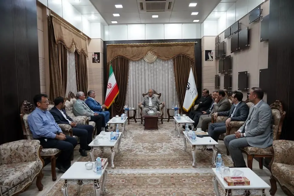 امضای تفاهم‌نامه تأمین سه دستگاه آمبولانس برای تقویت خدمات فوریت‌های پزشکی هرمزگان