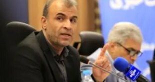 عادل شهرزاد: مدرسه تجارت در هرمزگان راه اندازی می‌شود