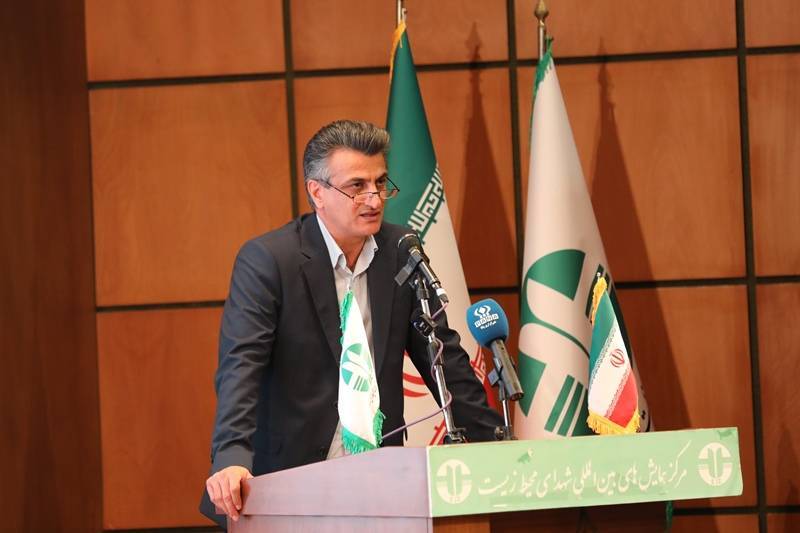 ضرورت آموزش به دانش آموزان برای حل مخاطرات محیط‌زیست