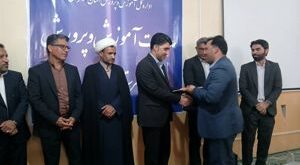 الیاس نظری رئیس اداره آموزش و پرورش بشاگرد شد