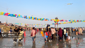 «حال خوش زندگی»؛ ساحل بندرعباس غرق در شور کودکانه شد