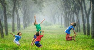 کودکی از تیله تا تبلت؛ هویت نسل تازه در بزنگاه فرهنگی