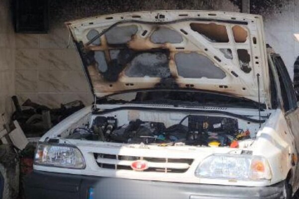 مهار حریق خودرو در محله سورو بندرعباس - خبرگزاری مهر | اخبار ایران و جهان